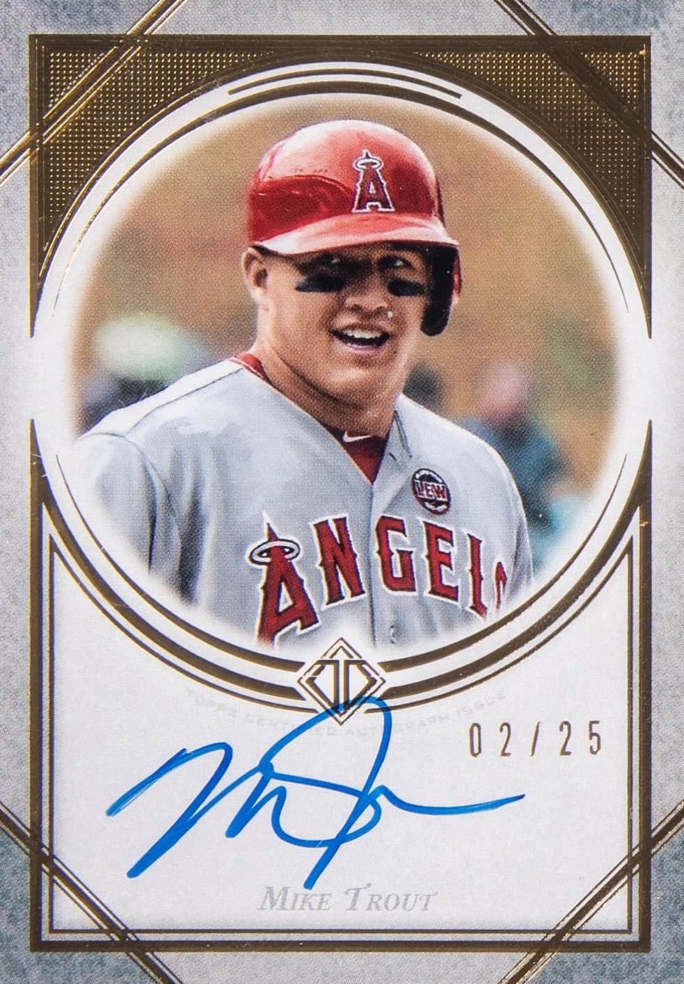 2019 Topps Transcendent VIP Party Mike Trout #MTAP3 Baseball Card