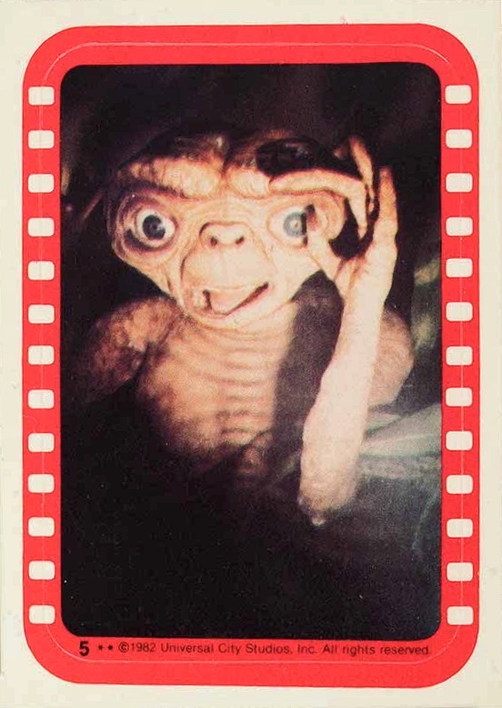 1982 Topps E.T. Alarmed E.T. #5 Non-Sports Card