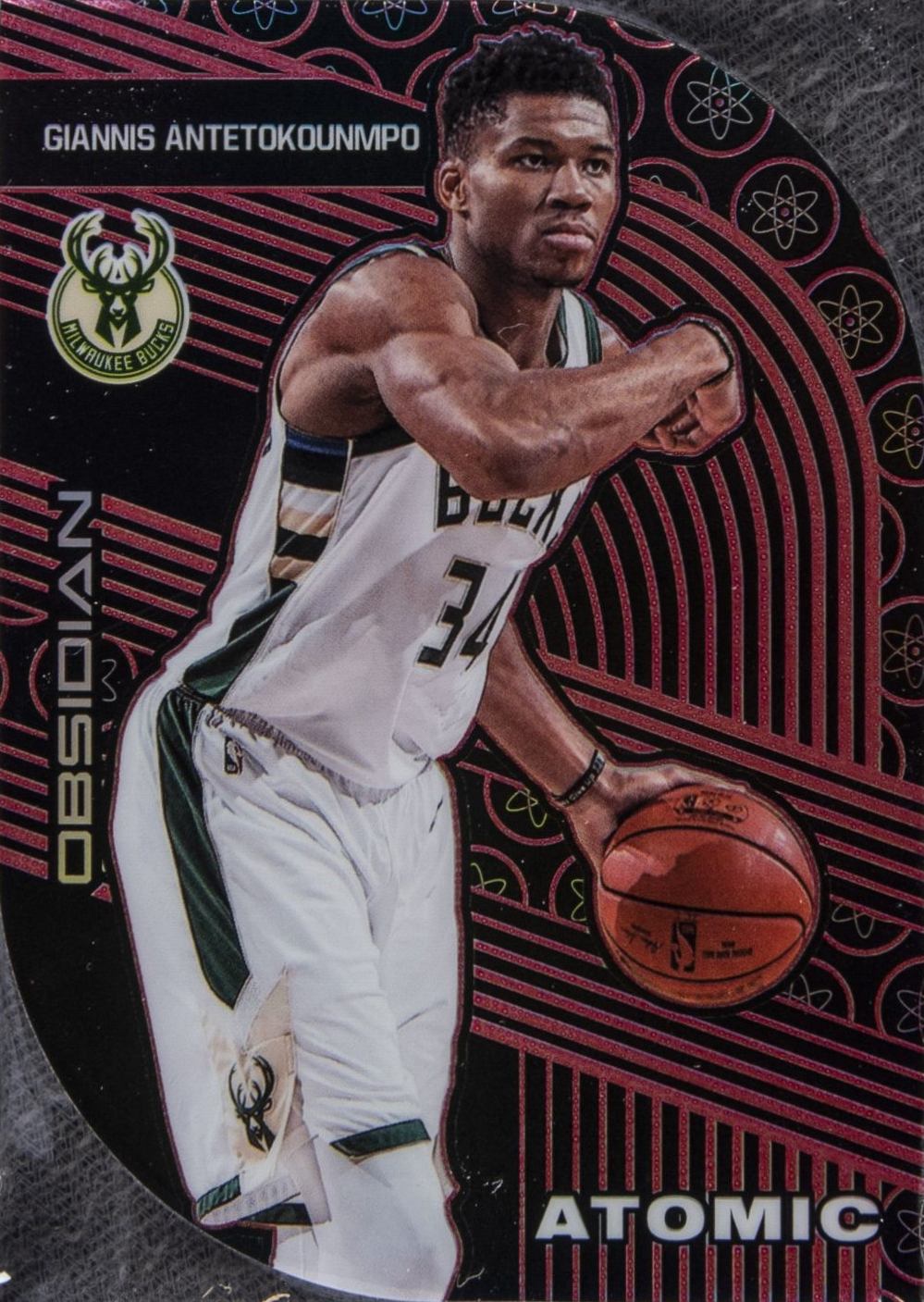 2019 Panini Obsidian Atomic  Giannis Antetokounmpo #35 Basketball Card