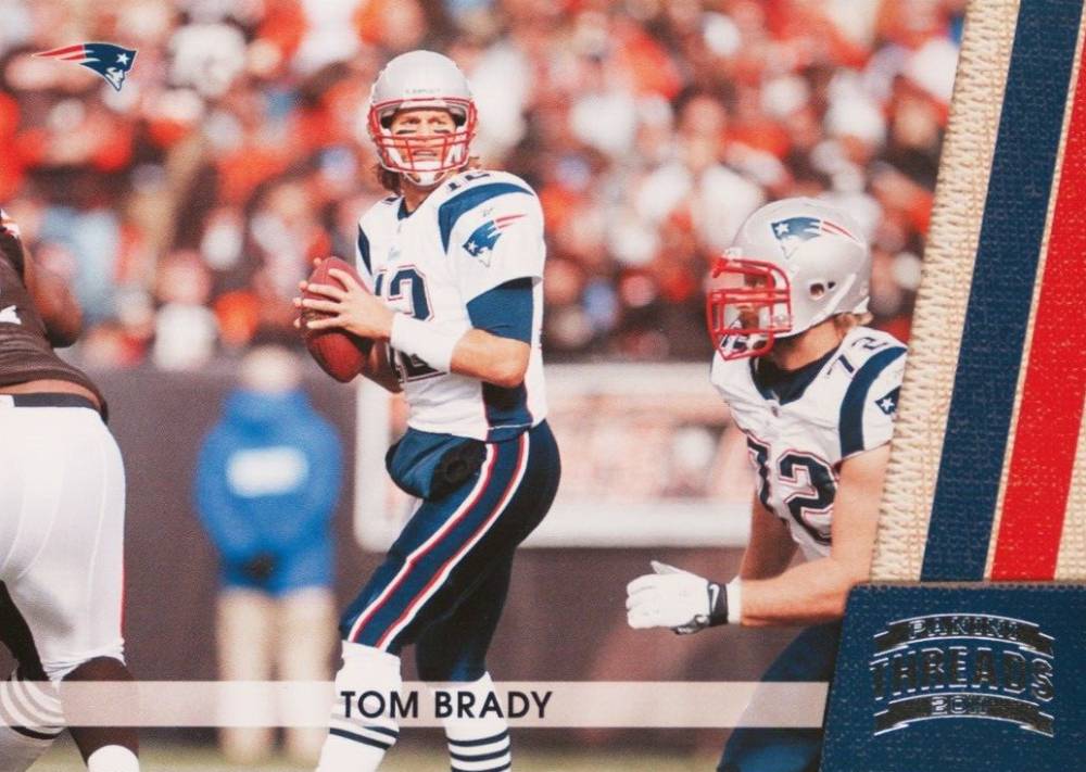 2011 Panini Threads  Tom Brady #90 Football Card