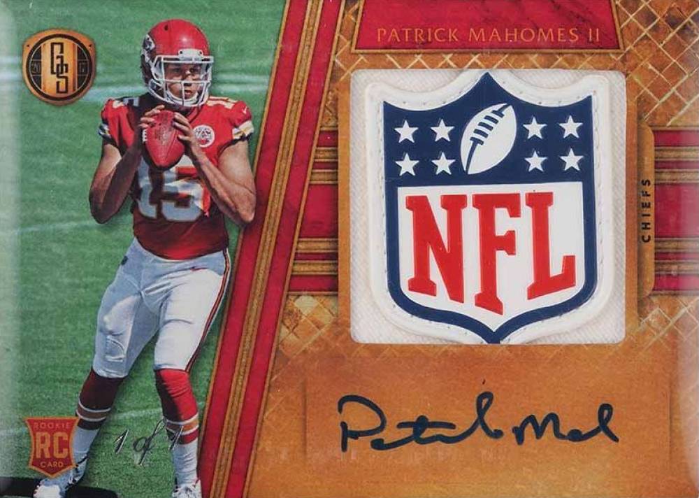 2017 Panini Gold Standard  Patrick Mahomes II #307 Football Card