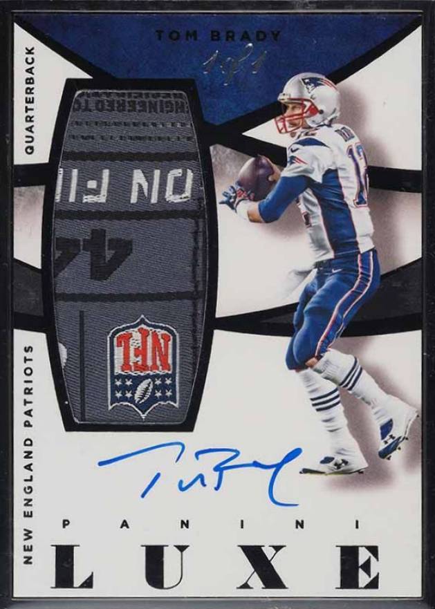 2015 Panini Luxe Framed Memorabilia Autographs Tom Brady #MA-TB Football Card