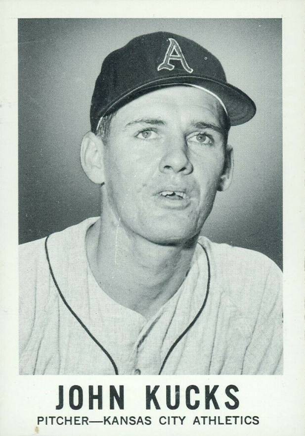 1960 Leaf John Kucks #96 Baseball Card