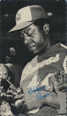 1974 Topps Deckle Edge Hank Aaron #57 Baseball Card