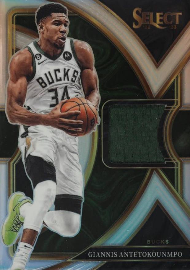 2022 Panini Select Selective Swatches Giannis Antetokounmpo #SSGA Basketball Card