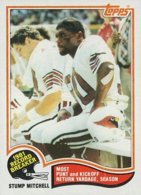 1982 Topps Stump Mitchell #4 Football Card