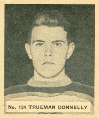 1937 World Wide Gum Trueman Donnelly #134 Hockey Card