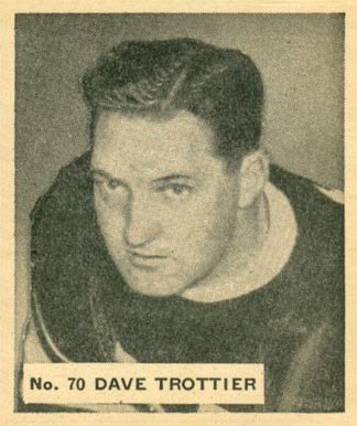 1937 World Wide Gum Dave Trottier #70 Hockey Card