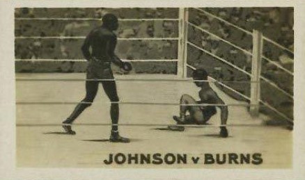 1923 The Rocket Famous Knock-Outs Johnson v Burns #8 Other Sports Card