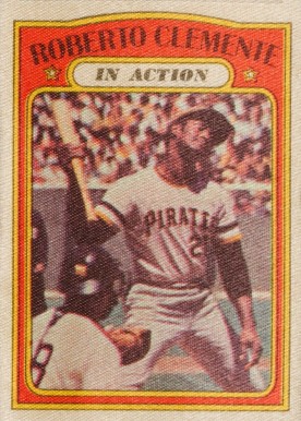 1972 Topps Cloth Sticker Roberto Clemente # Baseball Card