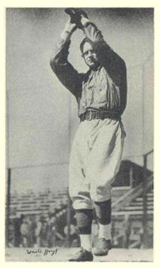 1936 National Chicle Fine Pens Waite Hoyt # Baseball Card