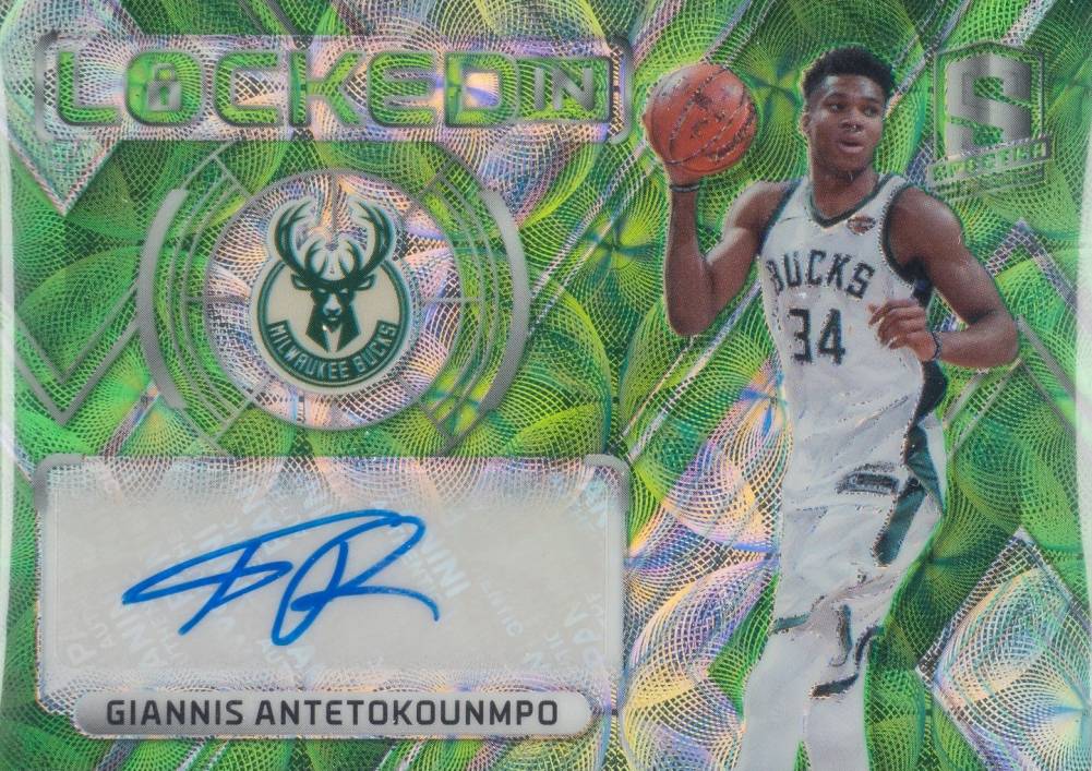 2017 Panini Spectra Locked in Autographs Giannis Antetokounmpo #GAN Basketball Card