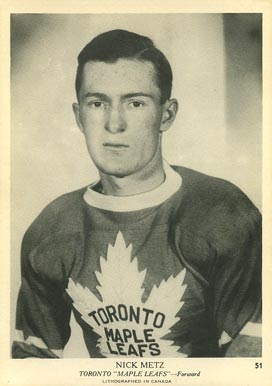 1939 O-Pee-Chee Nick Metz #51 Hockey Card