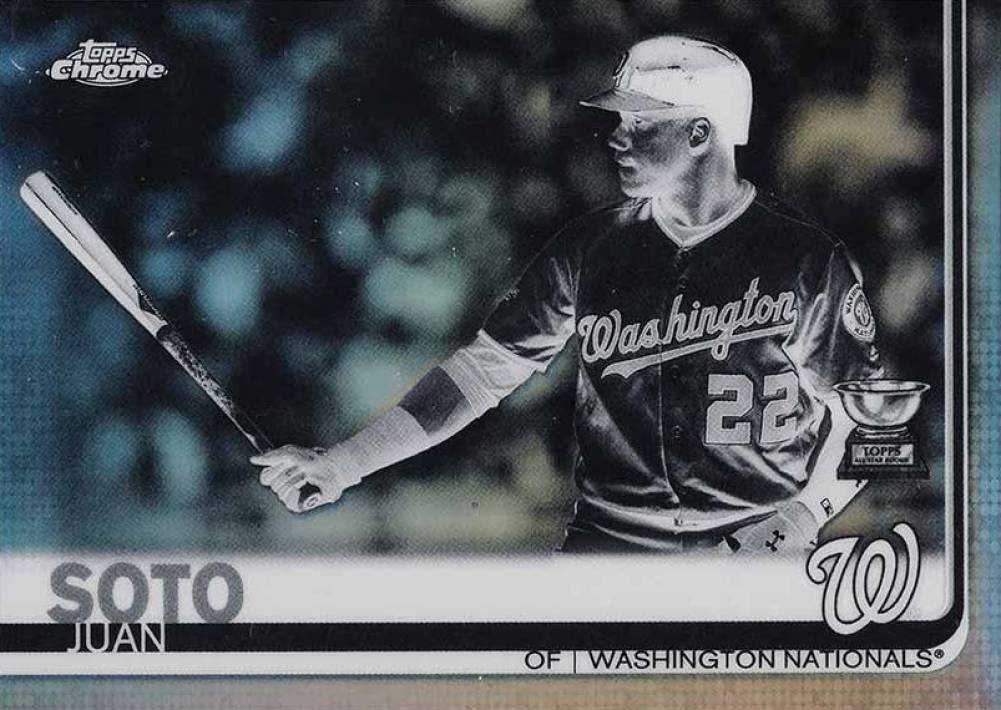 2019 Topps Chrome Juan Soto #155 Baseball Card