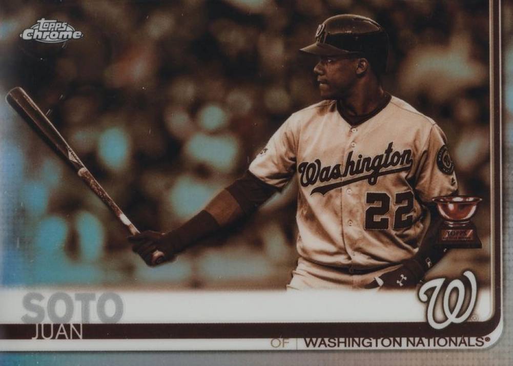 2019 Topps Chrome Juan Soto #155 Baseball Card