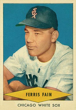 1954 Red Heart Dog Food Ferris Fain #7 Baseball Card